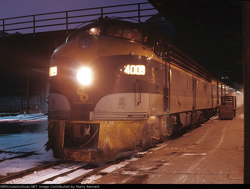 C&amp;O 4009 in Grand Central Station